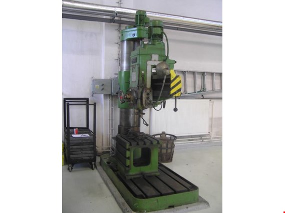 Used CSEPEL RF 22/A 1 Radial drilling machine for Sale (Auction Premium) | NetBid Industrial Auctions